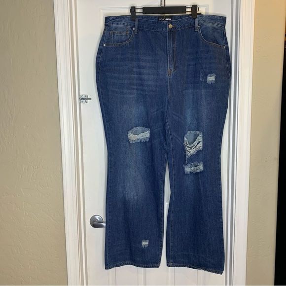 Fashion Nova Denim - Fashion Nova Distressed Boyfriend Jeans Size 20